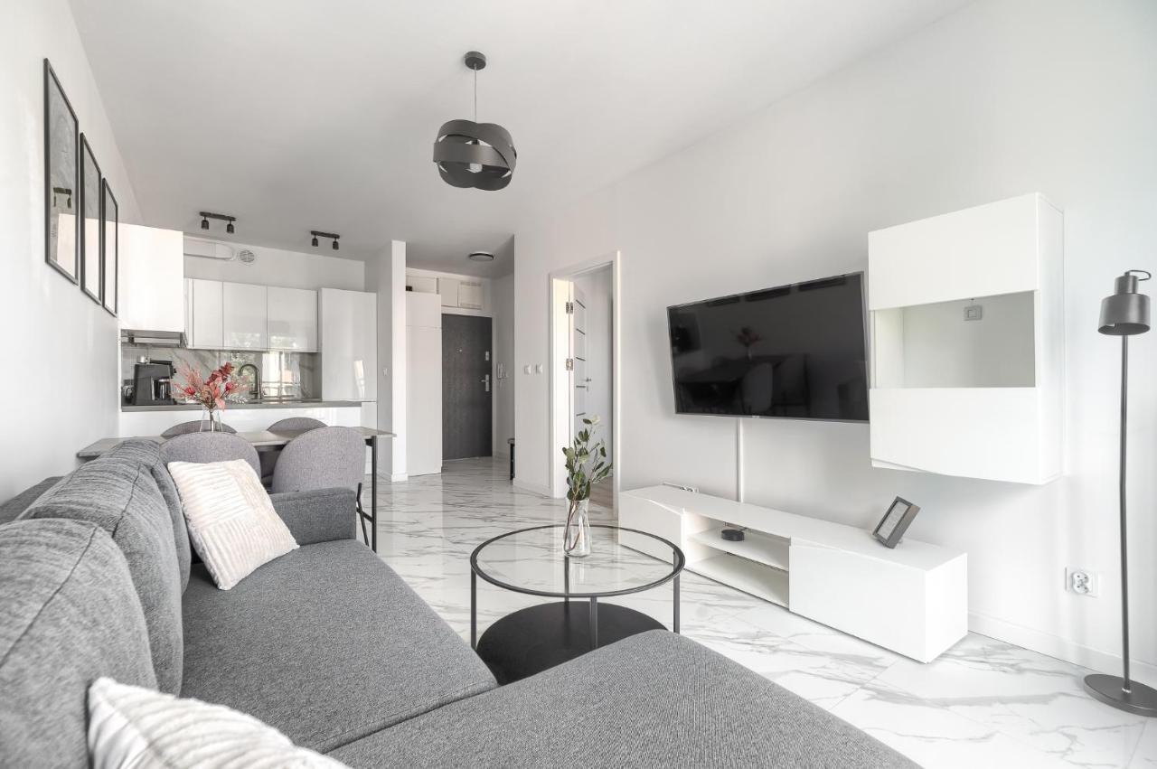 Apartment Emilii Plater Iii - Unique